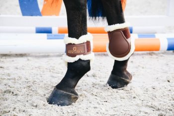 Kentucky Horsewear Streichkappen SHEEPSKIN YOUNG HORSE